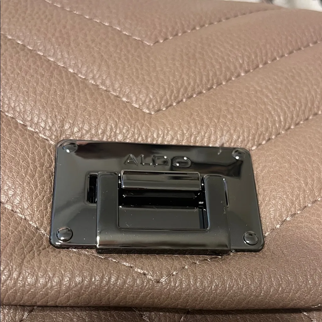 Aldo Taupe Quilted Shoulder Bag - Image 2