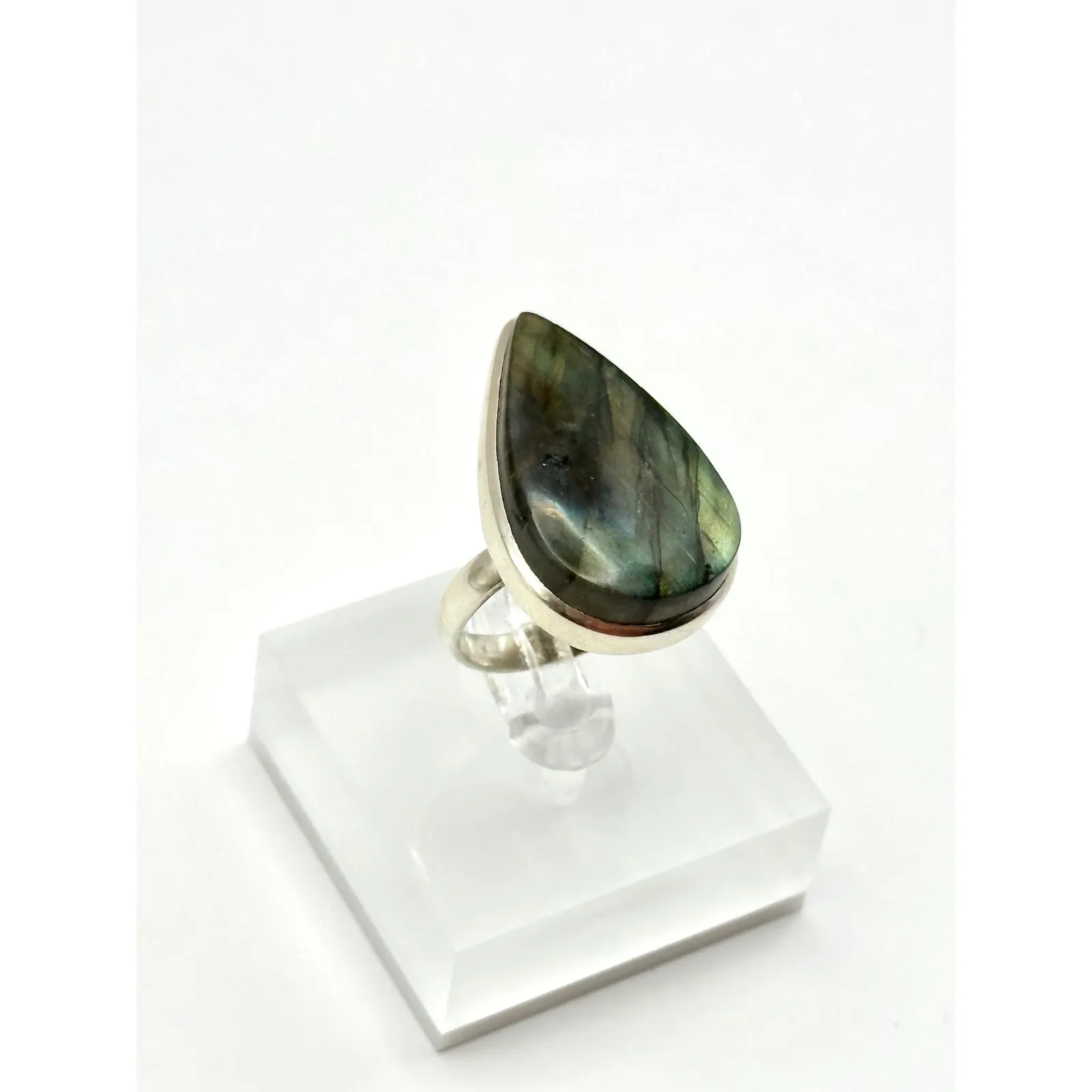 Labradorite Sterling Silver Statement Ring Size 8.25 - Image 2
