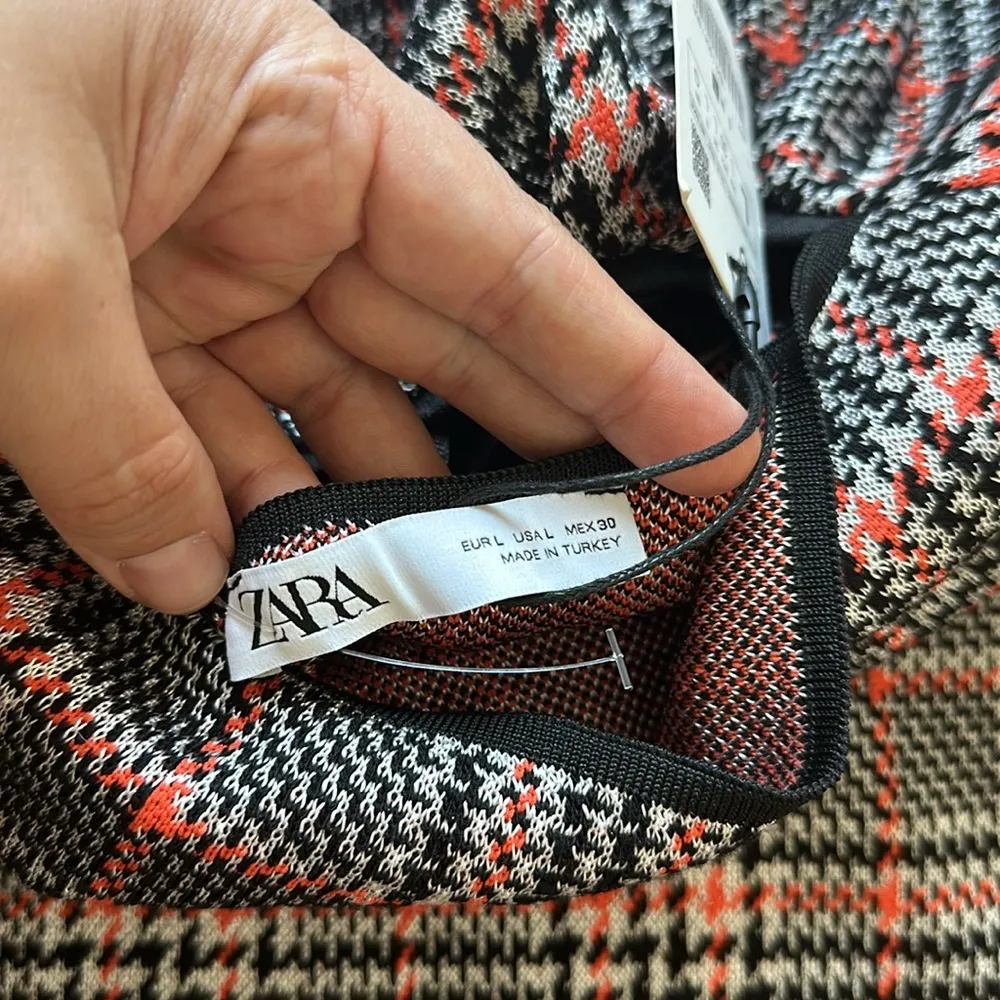 NWT Zara Bodycon Houndstooth Plaid Knit Dress Boat Halter Neck Black/Orange Sz L - Image 14