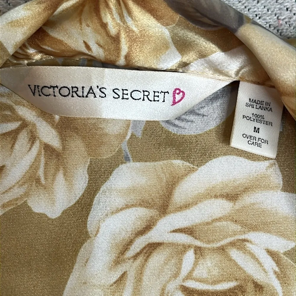 Victoria’s Secret Floral Satin Button-Up sleep dress Shirt - Image 7