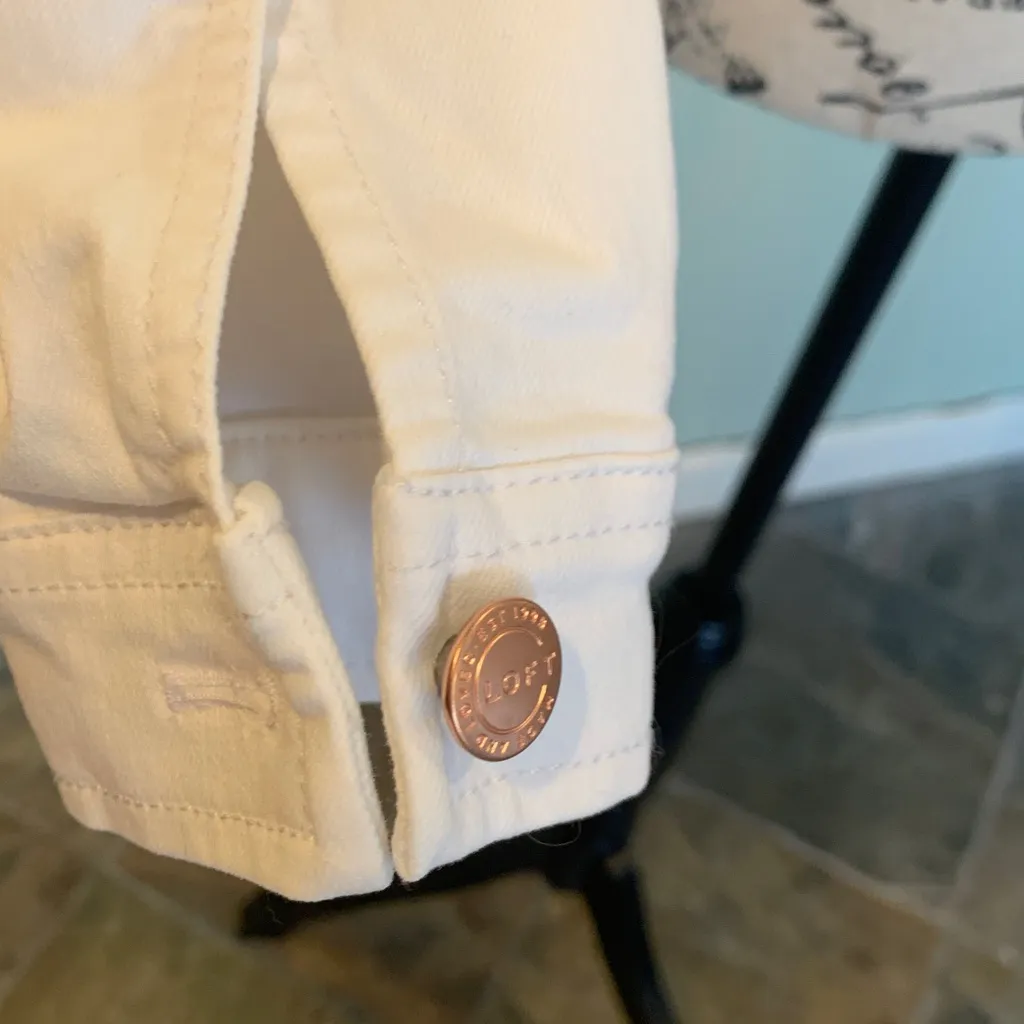 LOFT Collarless White Denim Jean Jacket with Copper Buttons Women’s XXS - Image 5