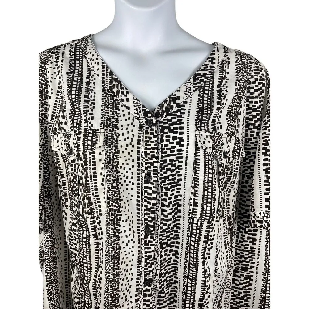 Maggie Barnes 4x Short Sleeve Button Up Brown & White Horizontal Patterned Top - Image 2