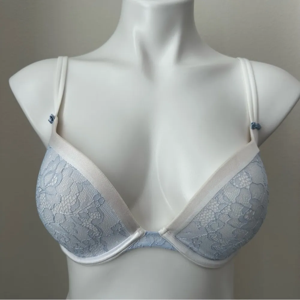 DKNY  Women’s Lace Push Up Bra Size 34D - Image 3