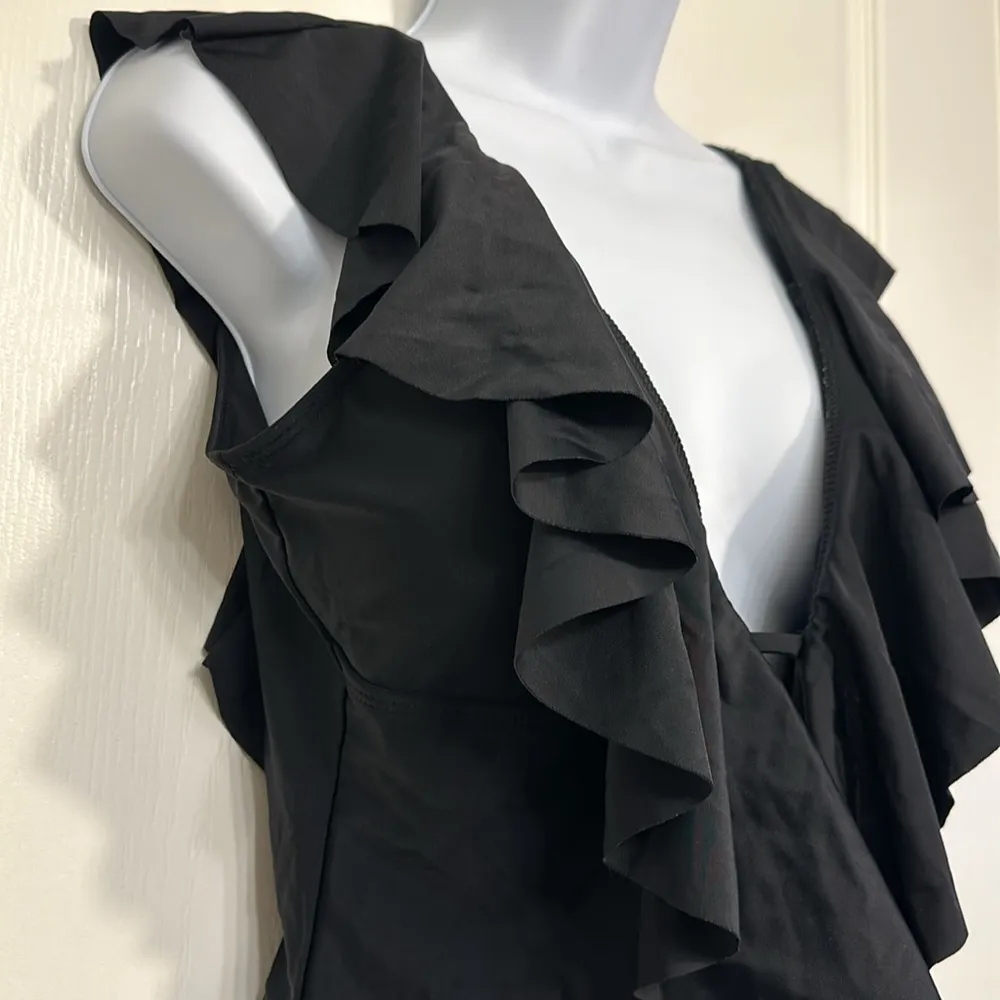 Plunge Ruffled Black Cheeky Low V - Image 5