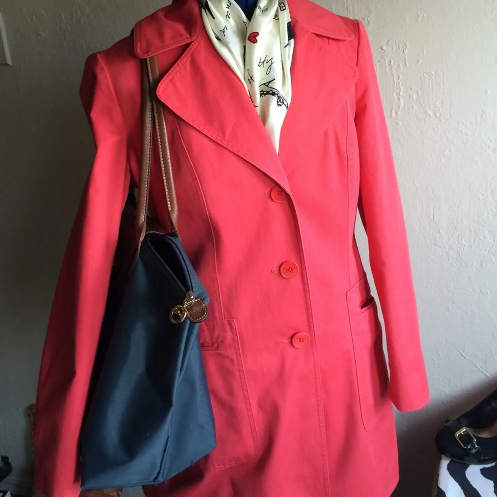 Jones New York Coral Trench Coat With Polka Dot Lining Size S - Image 4