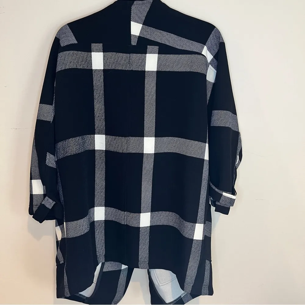 Women's Black and Gray Plaid Jacket open front stretchy latte black medium coat - Image 5