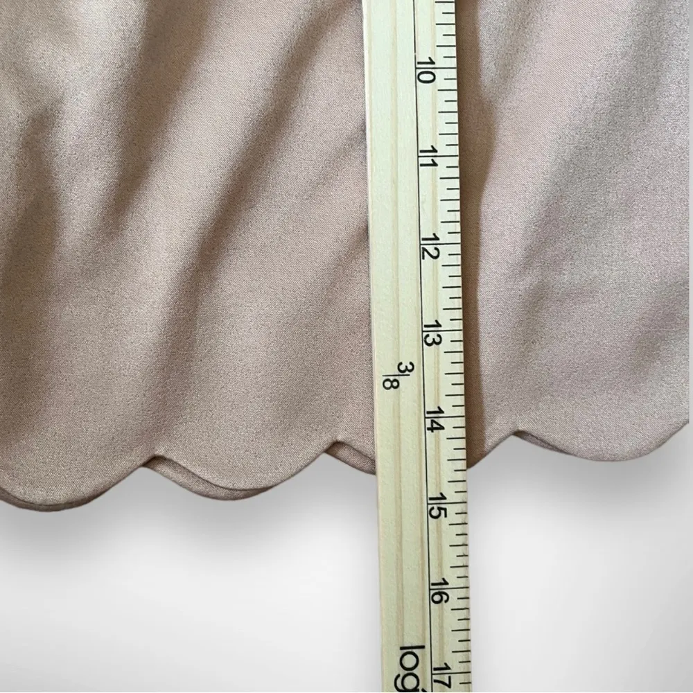 HYFVE Women's Rose Gold Shorts With Scalloped Hem Large‎ | NWT - Image 8