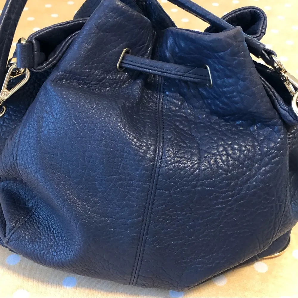 Vince Camino Pebbled Leather Bucket Bag Purse Navy Blue - Image 3