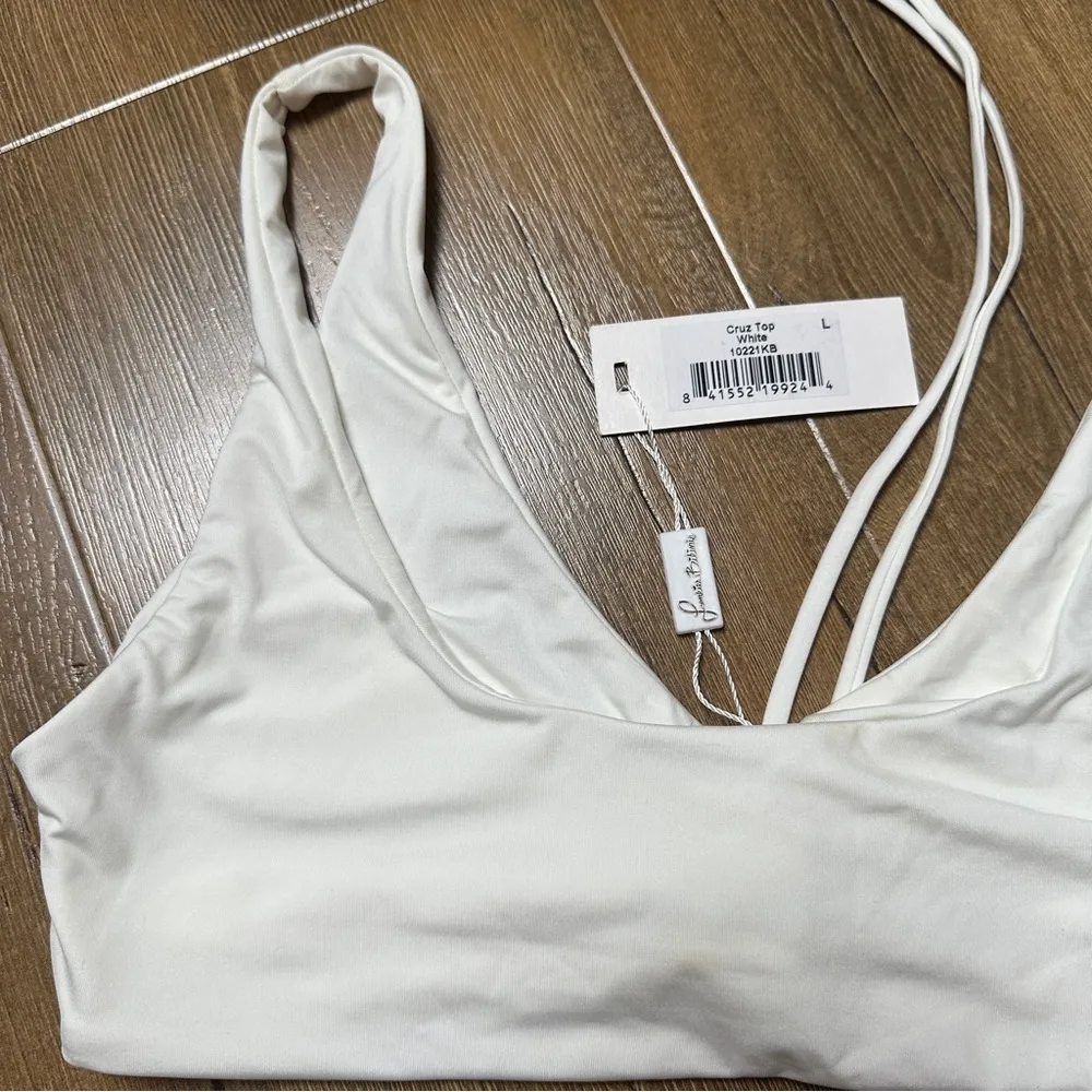 NWT Frankie’s Bikinis Cruz Top in White Swim Ruched Bikini Top Size Large - Image 8