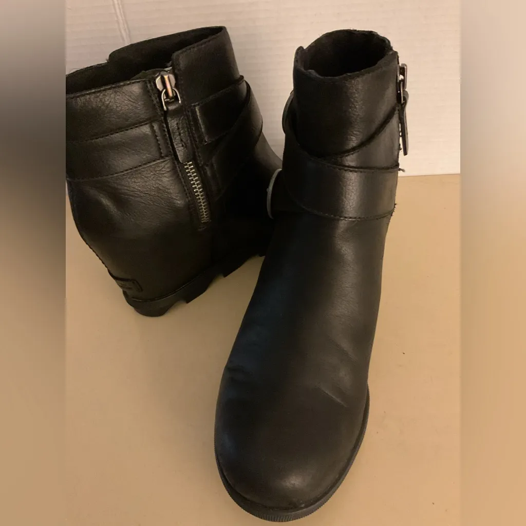 Sorel women black leather platform waterproof Joan Of Arctic Wedge buckle boots - Image 7