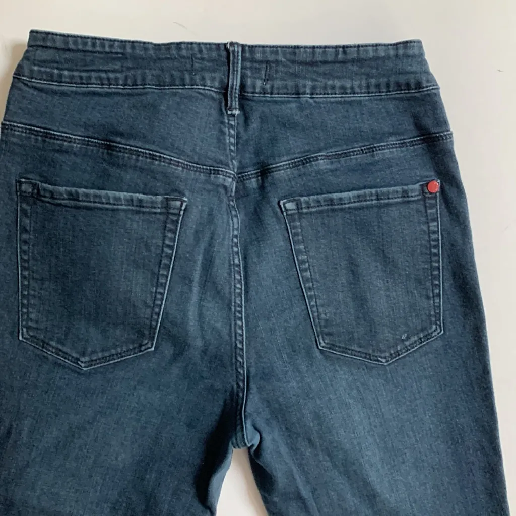 Bullhead high rise skinniest dark wash cropped raw hem capri denim jeans - Image 6