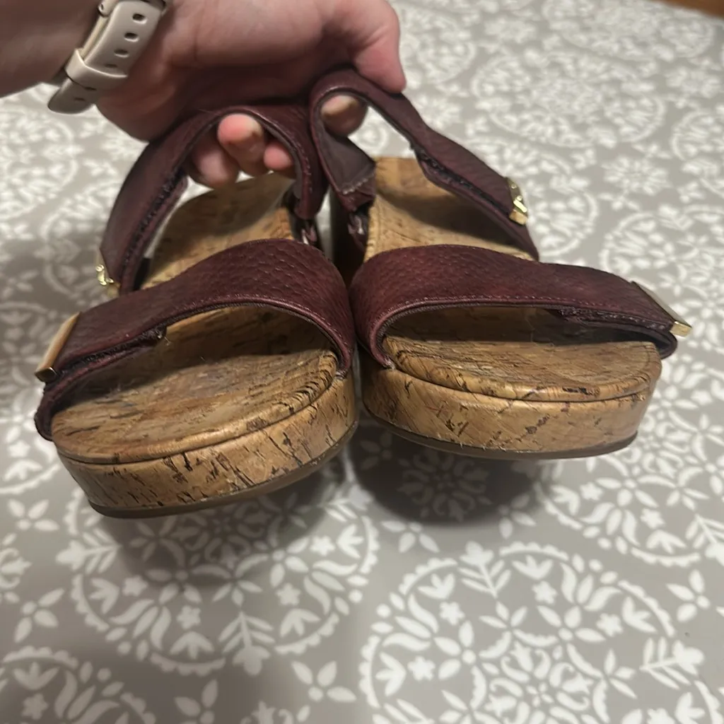 Vionic Burgundy Wedge Sandals with Cork Sole - Image 5