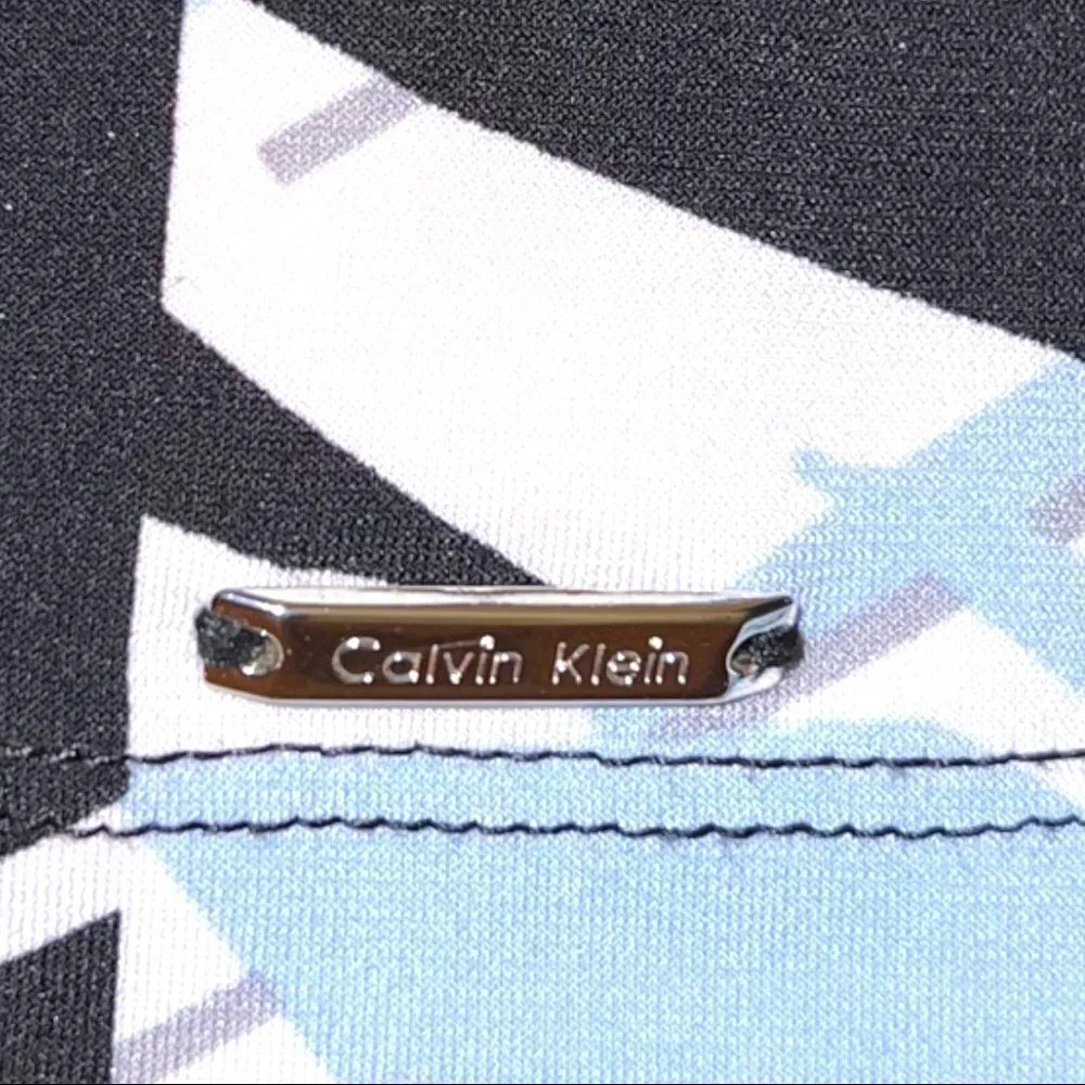 Calvin Klein super cute blue, black white abstract design sleeveless top - Image 4