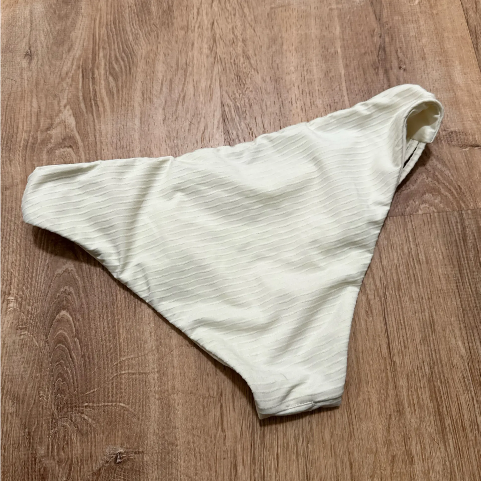 PATAGONIA | Cream Strappy Bikini Bottoms - Image 2