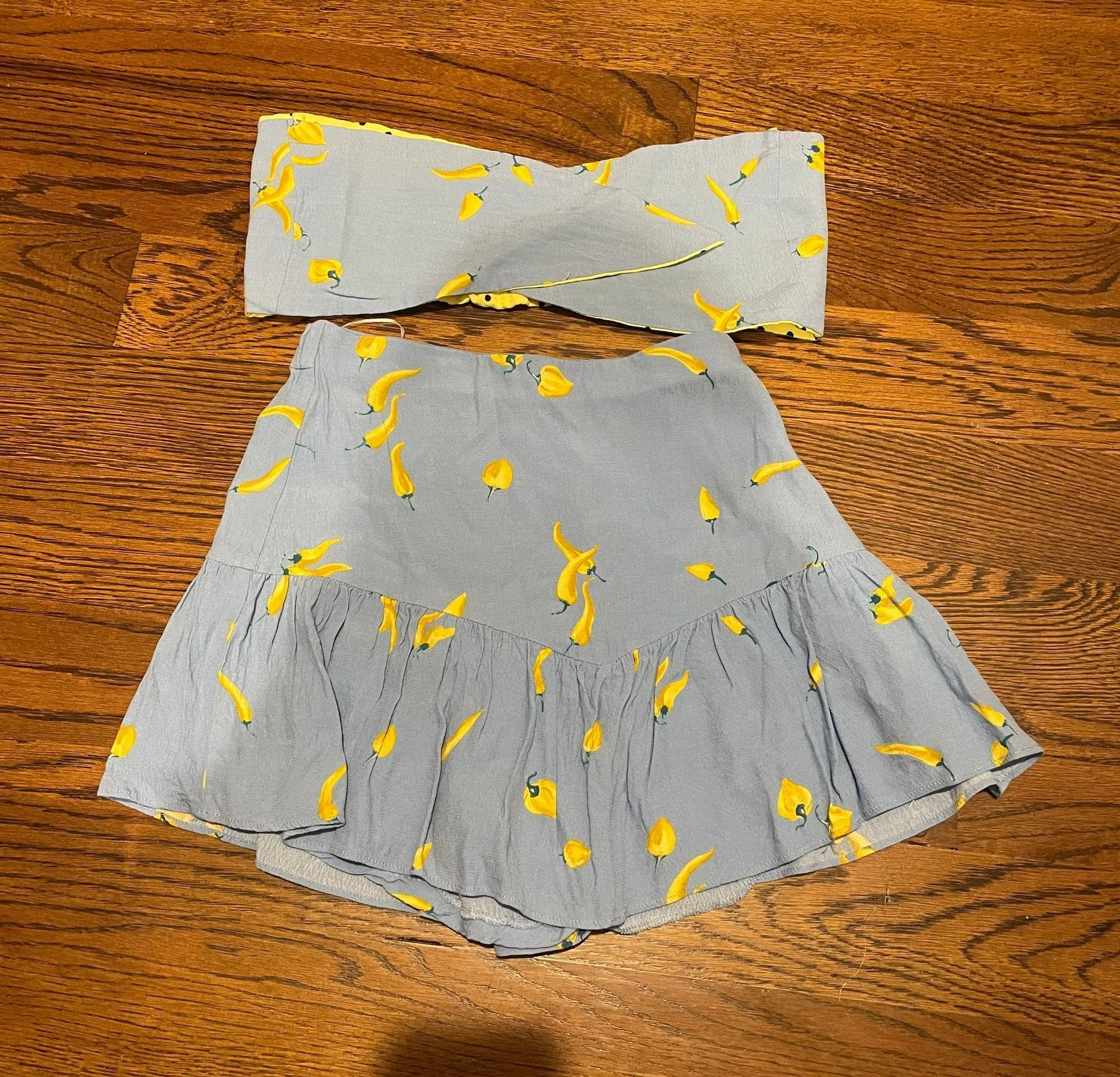 ZARA Chilli Pepper Set xs - Image 4