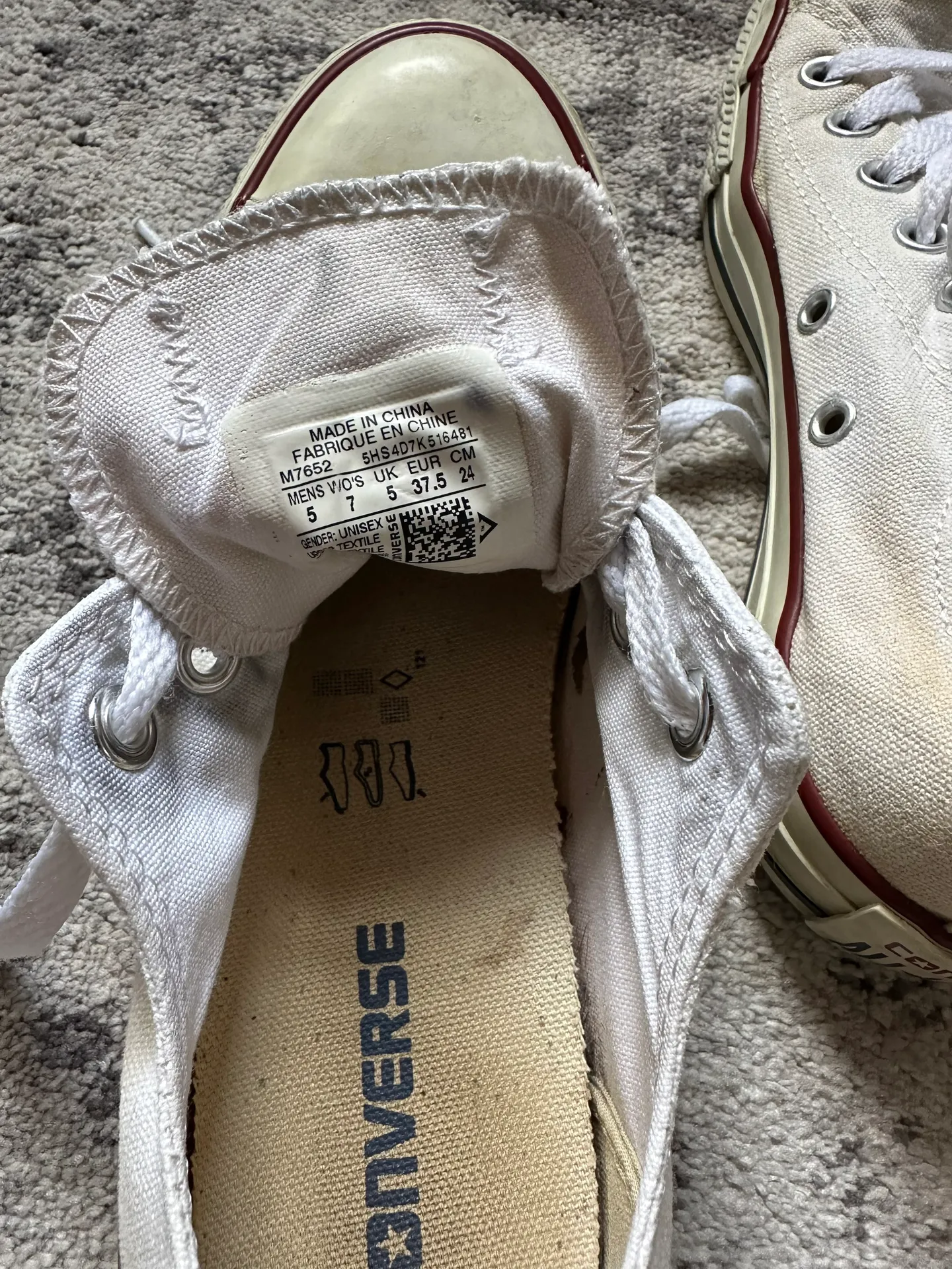 White Low-top - Image 2