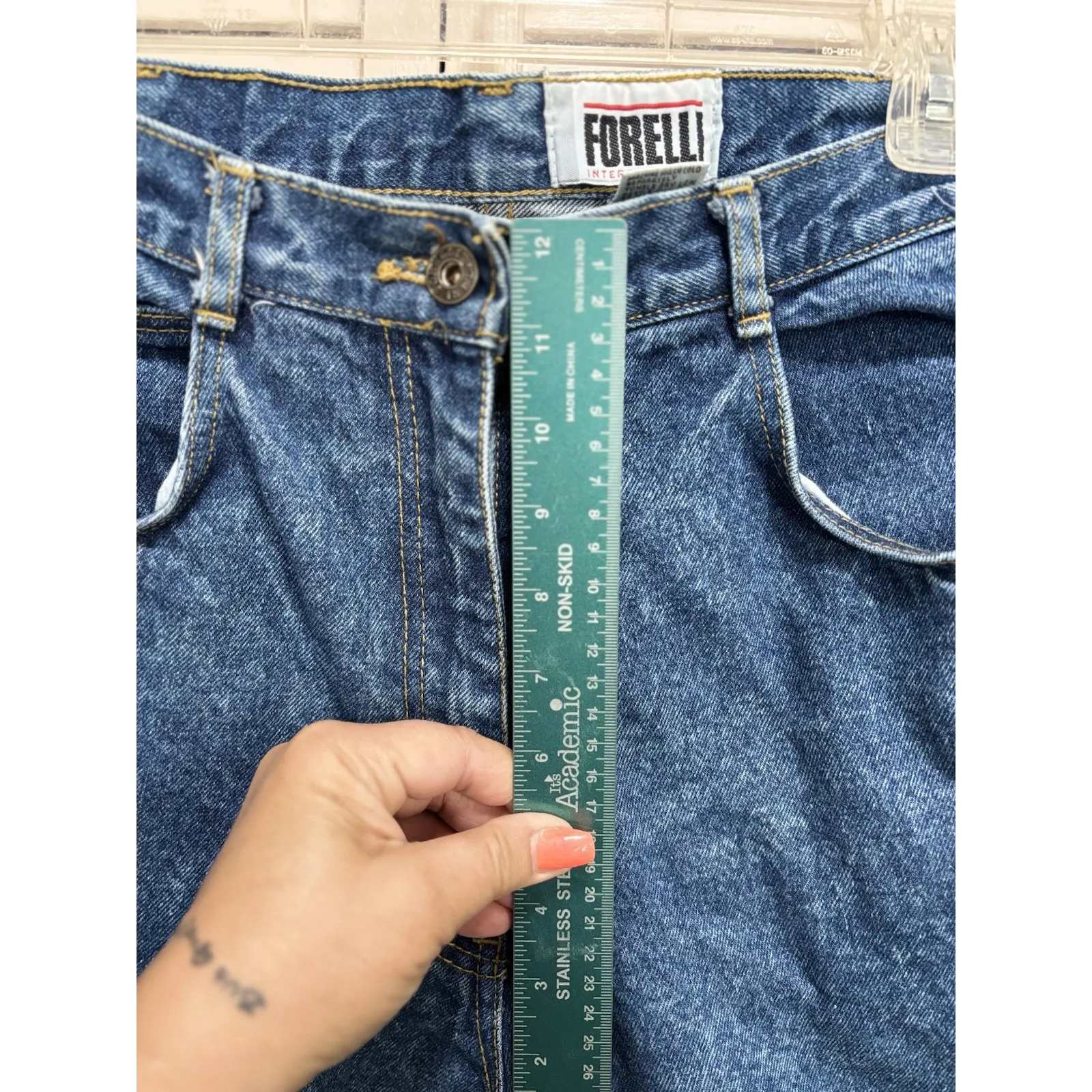 Forelli Med Wash Tapered Denim‎ Jeans High Rise Size 14 Zip Logo Pockets Blue - Image 2