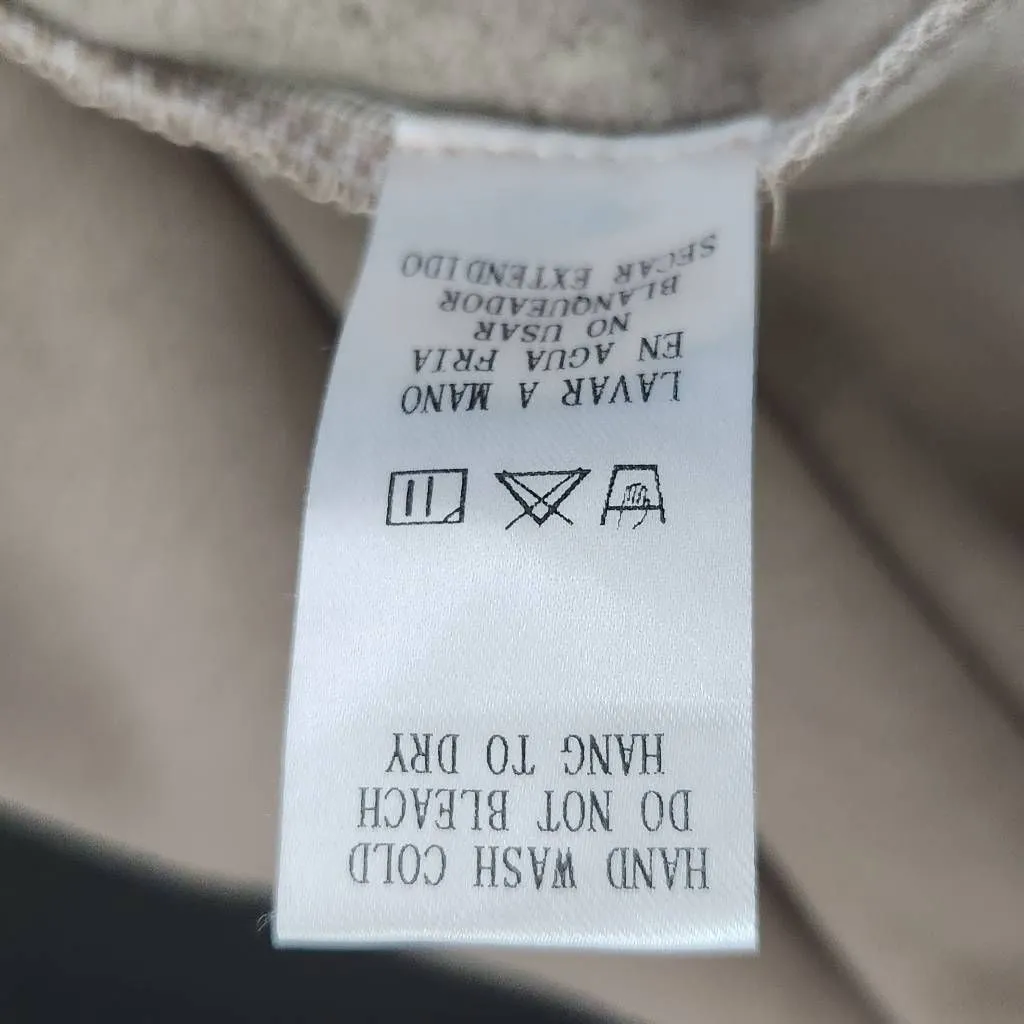 Doe and Rae Tan Oversized Pullover NWT Size Small Tan Oversized Sweatshirt - Image 10