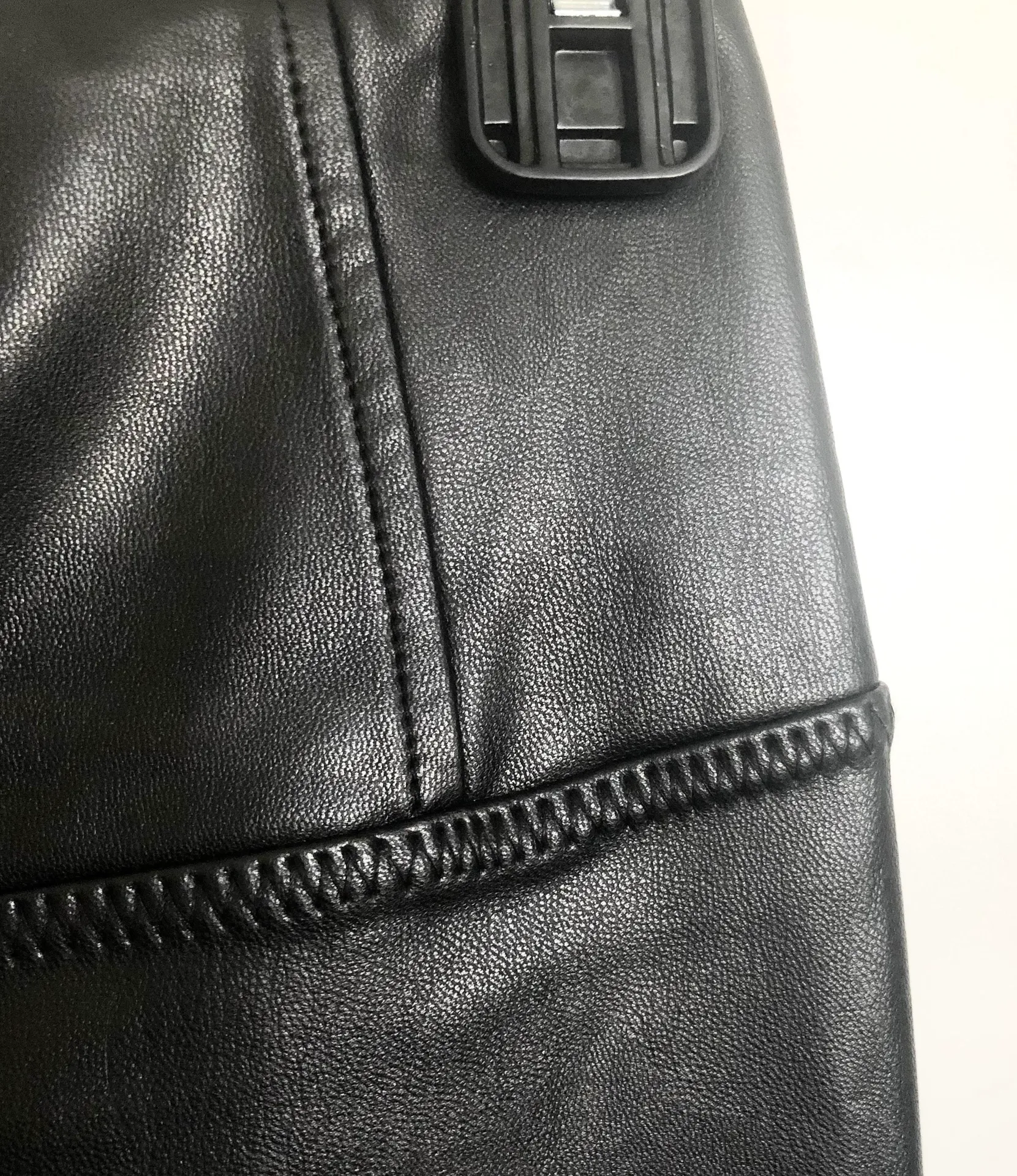 7 For All Mankind NWT  Faux Leather Leggings Black Small - Image 6