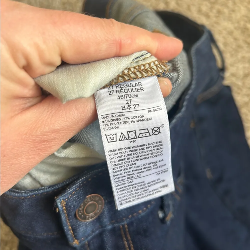 GAP Long and Lean Low Rise Bootcut Jeans Denim Casual 27 - Image 4