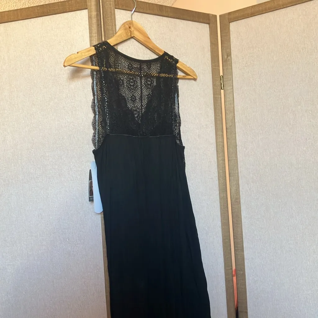 FINAL MARKDOWN Daisy Fuentes Elegant Black Lace nighty 1X NWT - Image 2