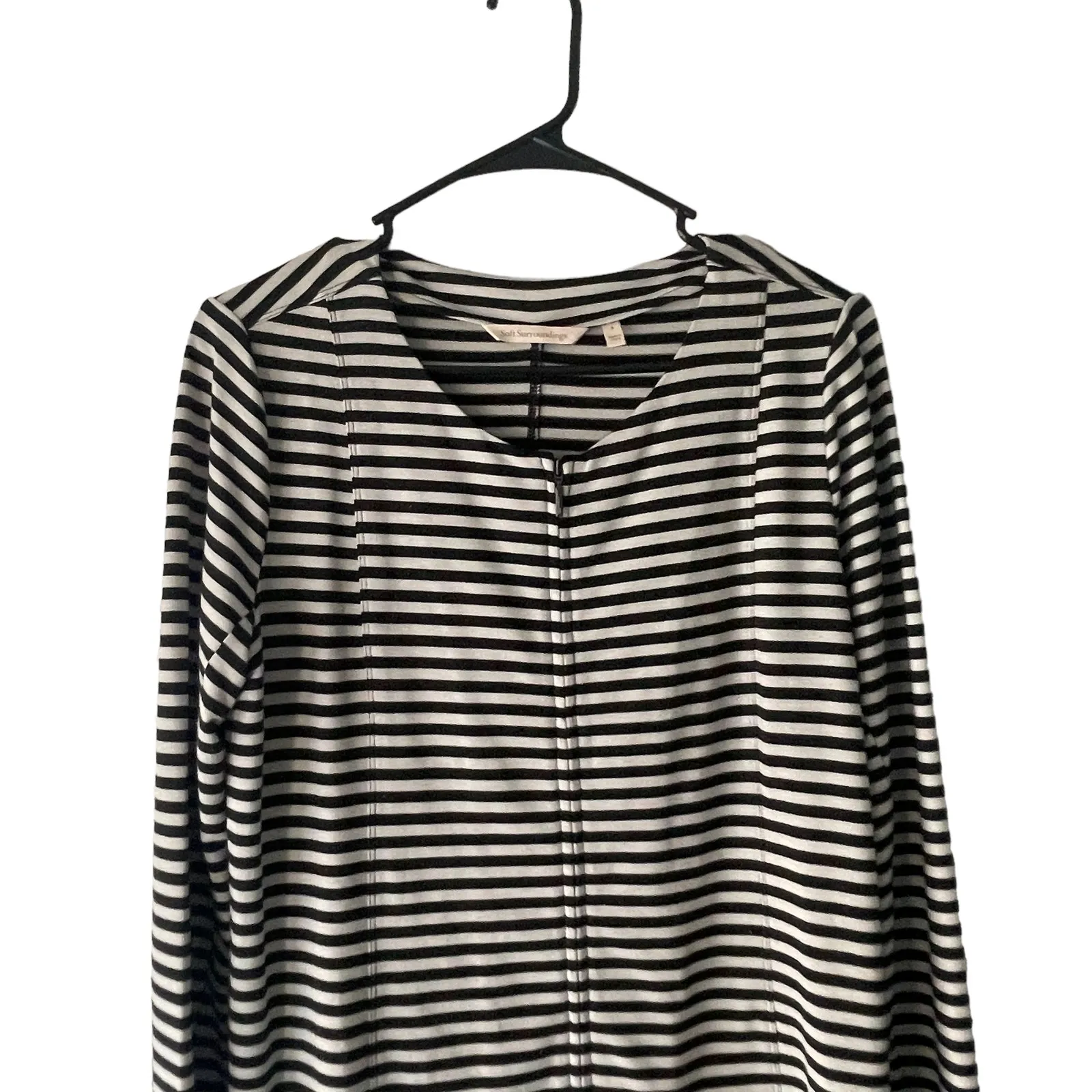 Soft Surroundings Women's Size Small Striped Black Full Zip‎ Sweater - Image 2