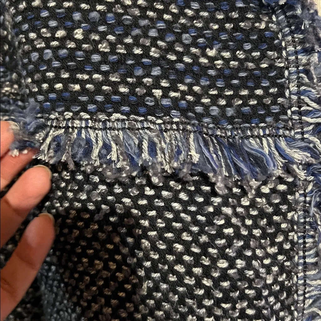 Chicos boho chic tweed jacket with fringe size 2 - Image 4