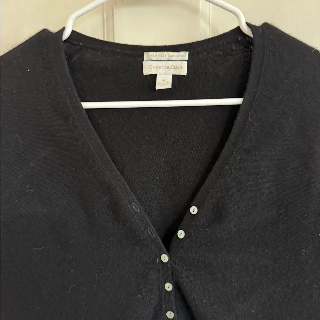 Charter Club black 2 ply cashmere Henley sweater size medium - Image 2