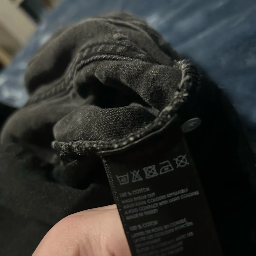 Urban Outfitters Mom Jeans - Image 7