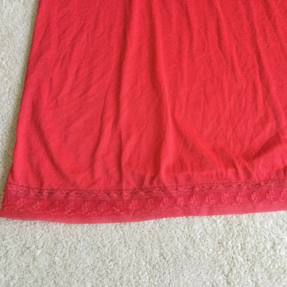 Vintage Coral Lace Chiffon Trim Embroidered Flowers Full Slip Nightgown (Small?) Size undefined - Image 9