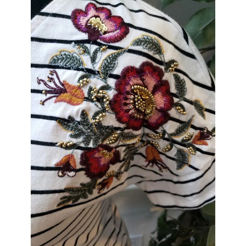 Chicos Striped T Shirt Women Size 00P/ XS White Black Floral Embroidered Cotton - Image 5