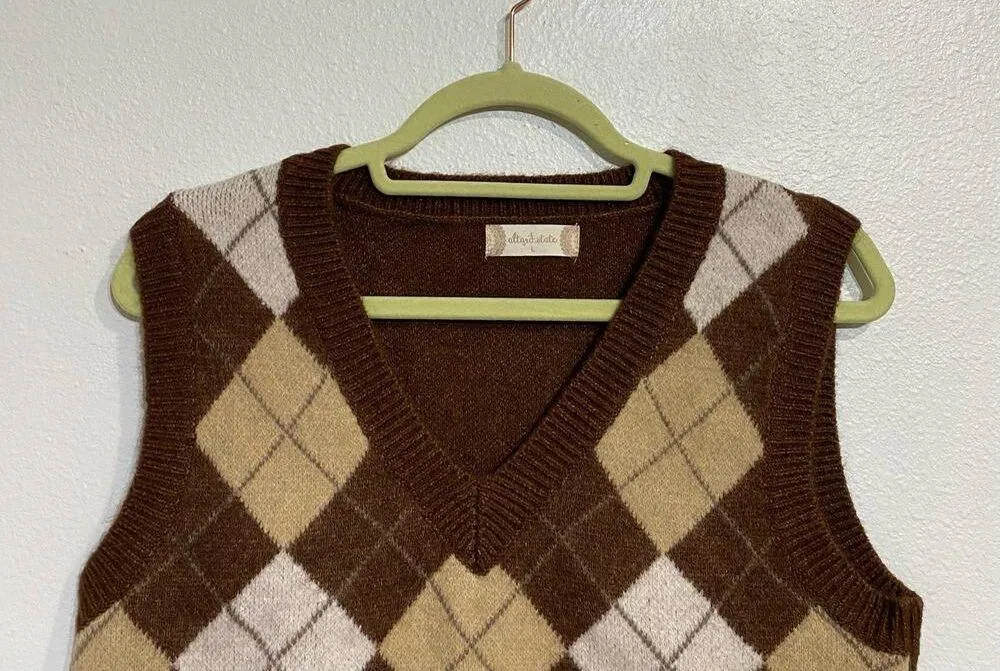 Altar’d State Brown Plaid Sweater Vest Sz L - Image 3