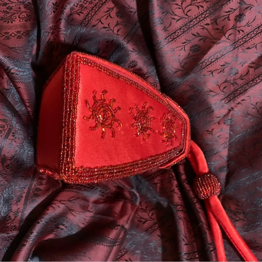 EUC darling Jessica McClintock red beaded evening bag - Image 6