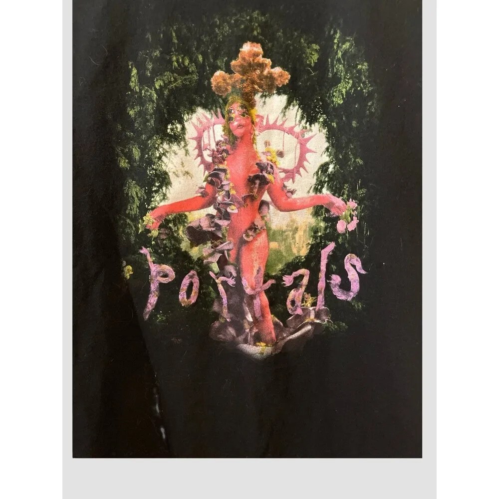 Melanie Martinez Portals Album Cover T-Shirt Black Hot Topic Size Medium unisex - Image 2