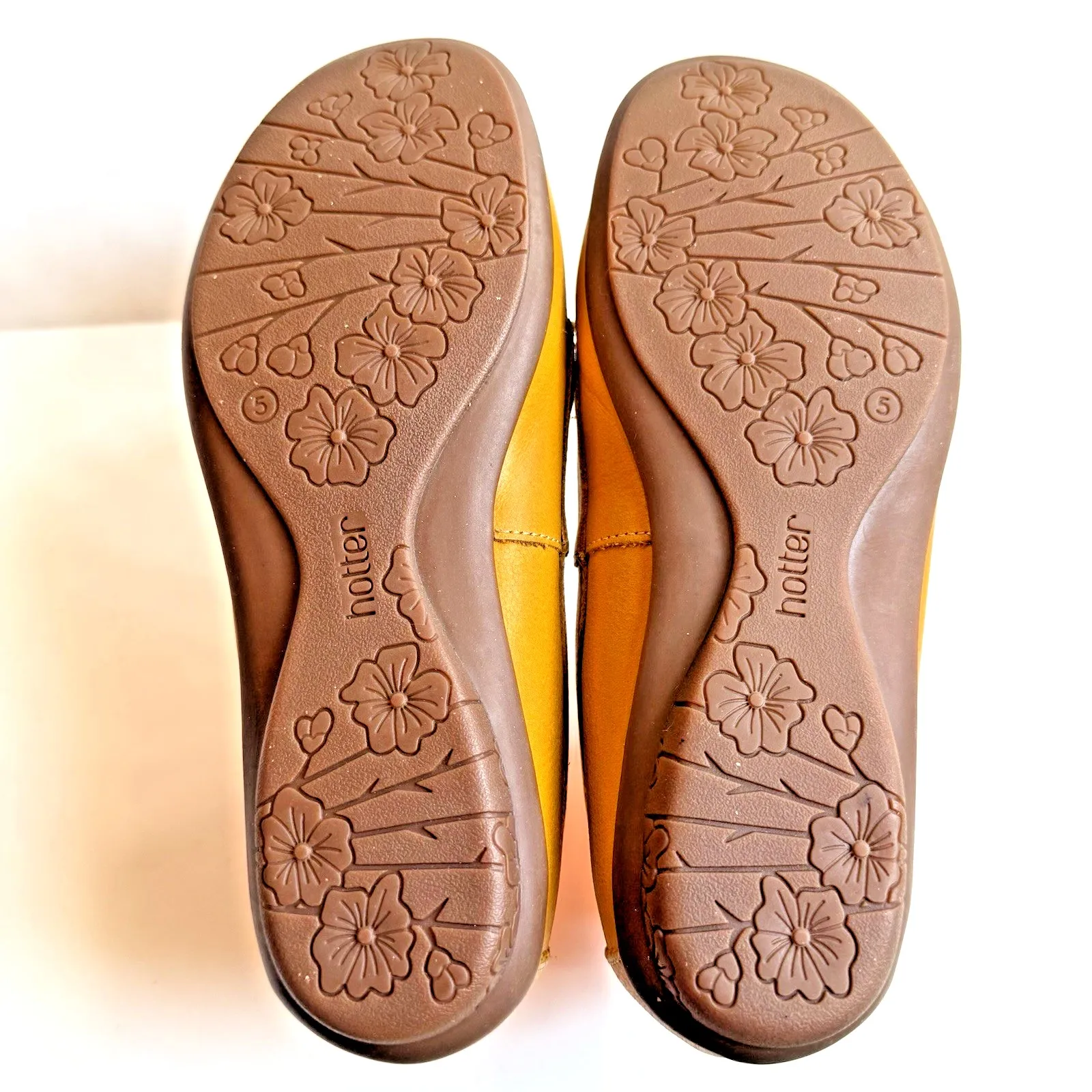 New Hotter Leather Tassel Moc Toe Loafer Women US 7 EU 38 Honiton Comfort Flat Yellow - Image 8