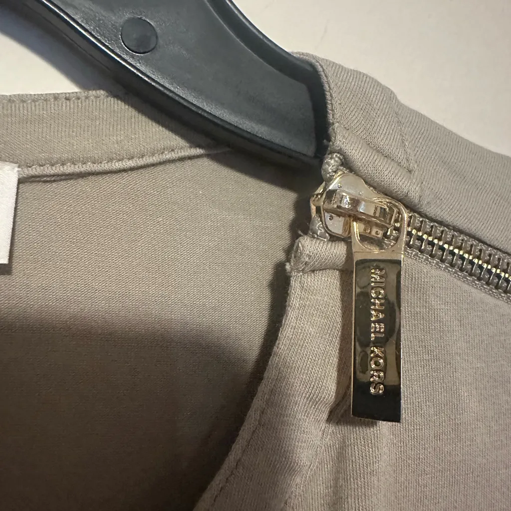 Michael Kors Gray Long Sleeve Top - Image 7