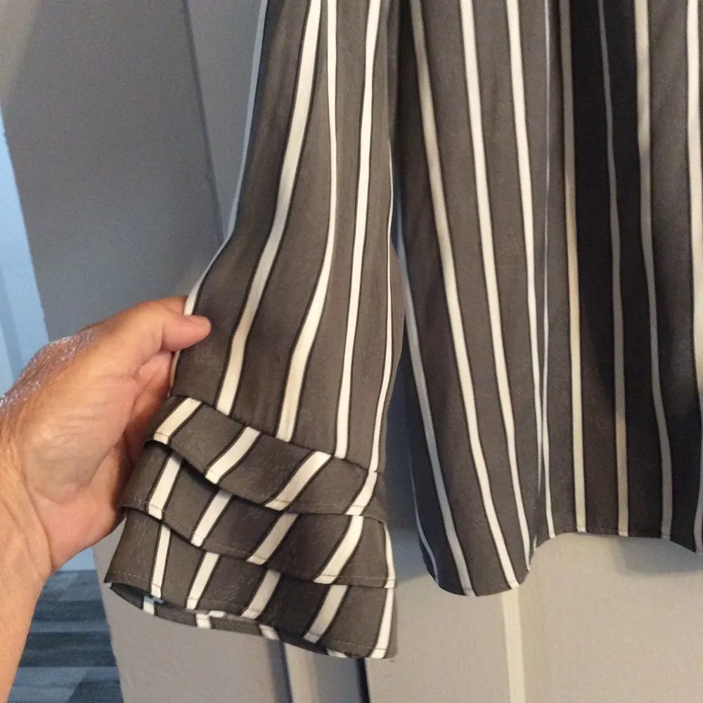 Ann Taylor Loft Outlet LP Petite gray striped blouse ruffled collar long sleeve - Image 3