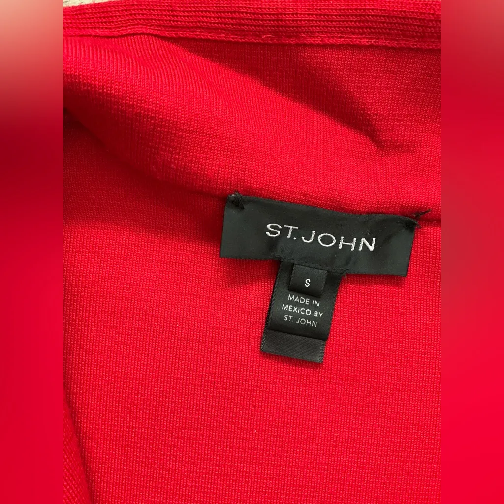 Elegant Red Women's Sweater knit cape/ cardigan 🌹🌹🌹 - Image 8