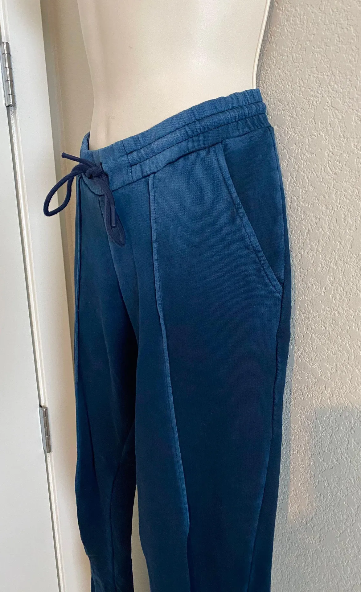 NWOT Cotton  Milan Vintage Navy sweatpants. Sz XS - Image 8