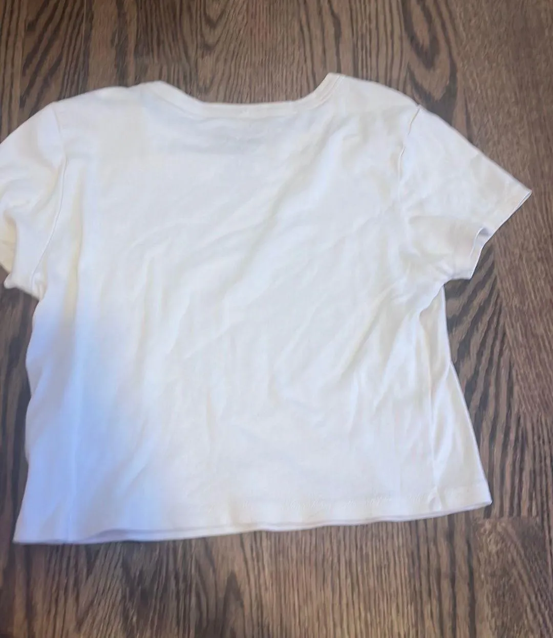 Outfitters Tshirt - Image 3