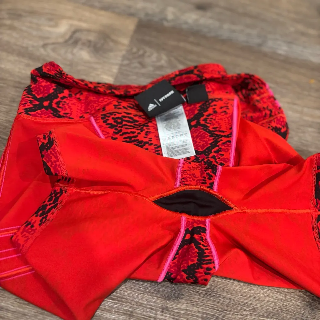 adidas x IVY PARK Red Snakeskin Heart Print Short Tights – Women’s Large - Image 7