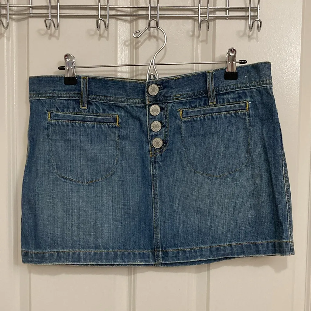 Y2K Low Rise Old Navy Denim Mini Skirt - Image 3