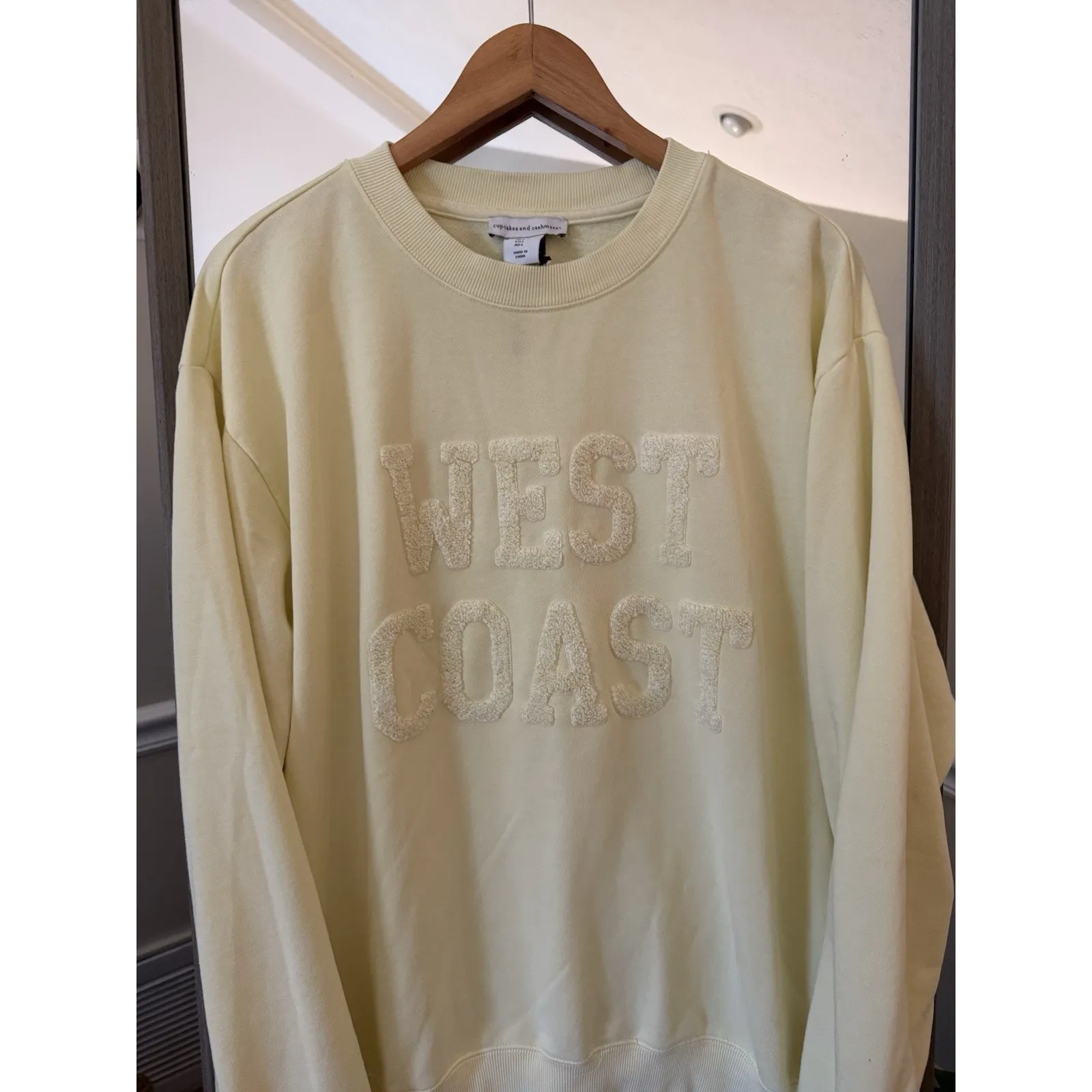 Cupcakes & Cashmere Women's OVERSIZED Graphic West Coast Sweatshirt Size L Yellow Size L - Image 2