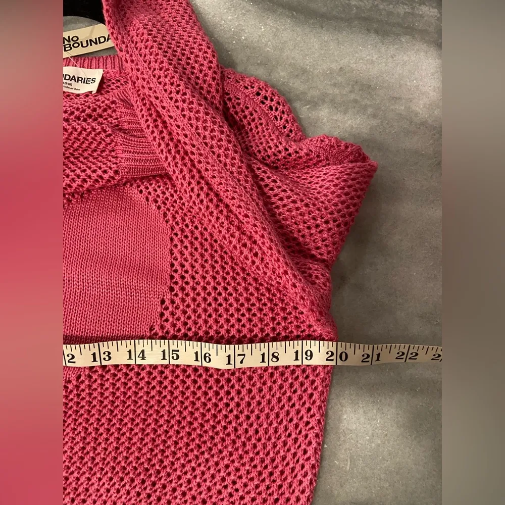 NWT No Boundaries Size M Pink Mesh Long Sleeve Crew Neck Pullover Heart Sweater - Image 9