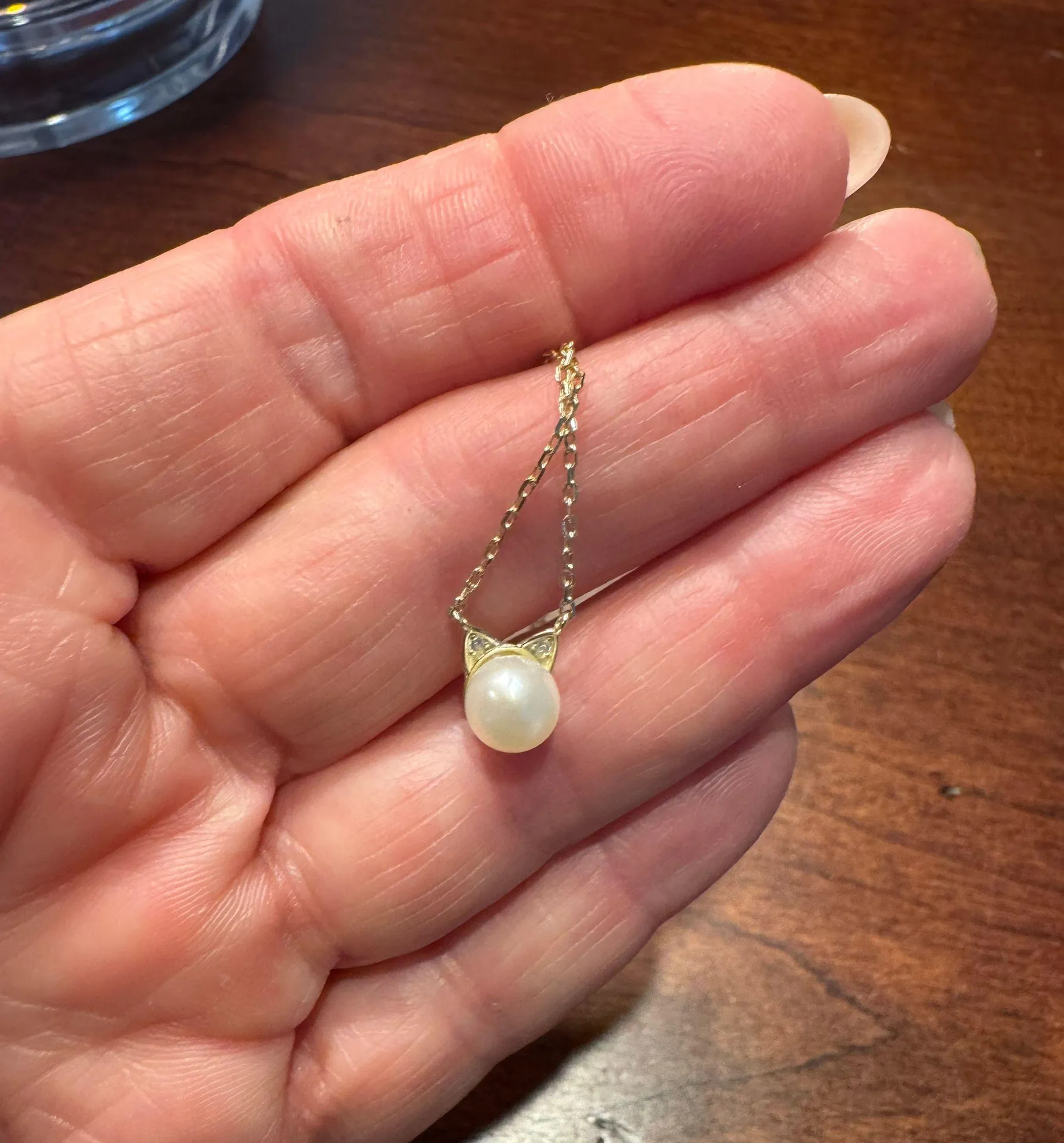 Brand New Gold Cat Pearl Necklace  - Image 4