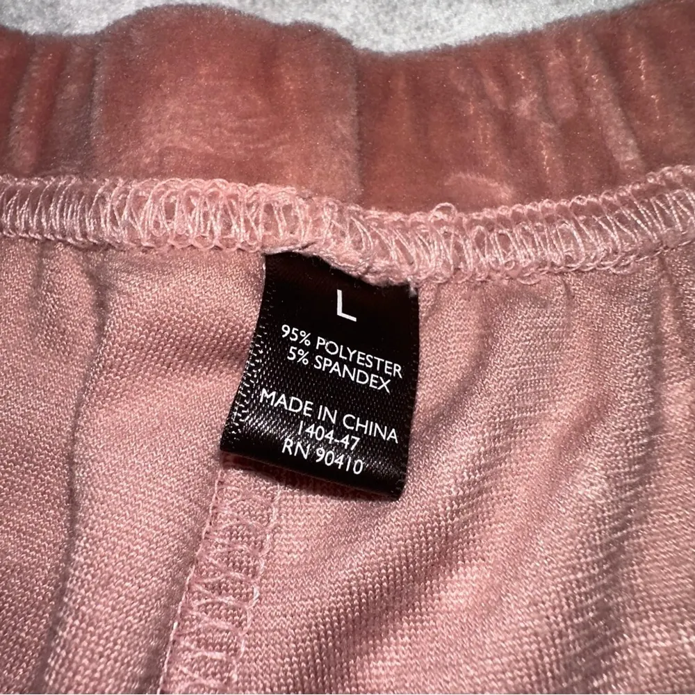 Marilyn Monroe Velvet Cheetah Set! - Image 7