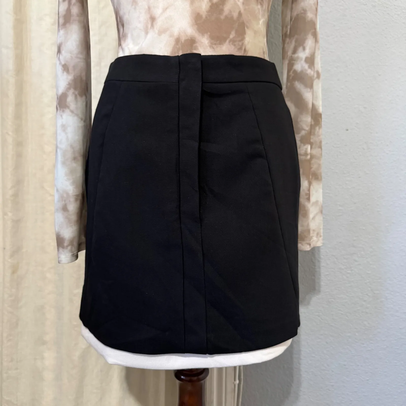 Banana Republic Black Luxury Mini Skirt 4 Zip Front A Line Career Professional - Image 3