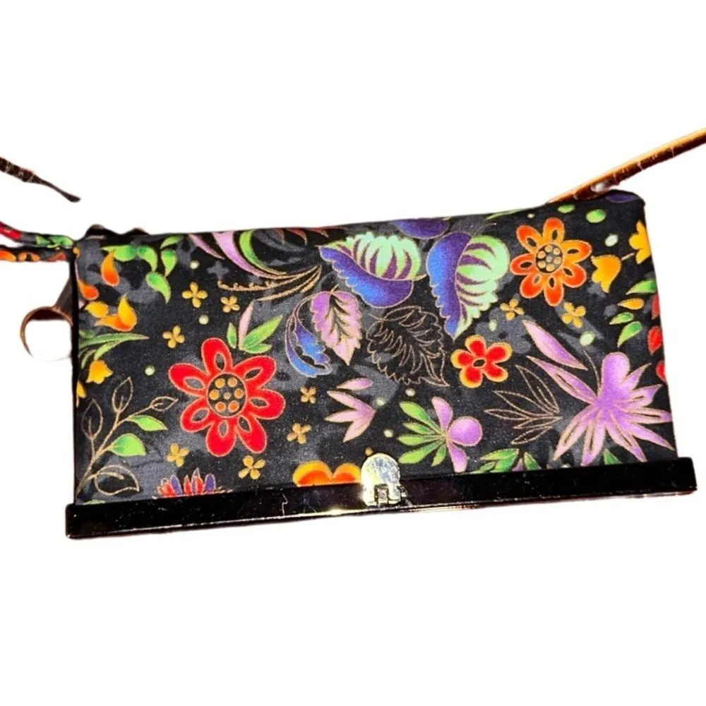 GUC wristlet wallet Clutch Floral Fabric Wallet In Metal Frame flower style Black - Image 2