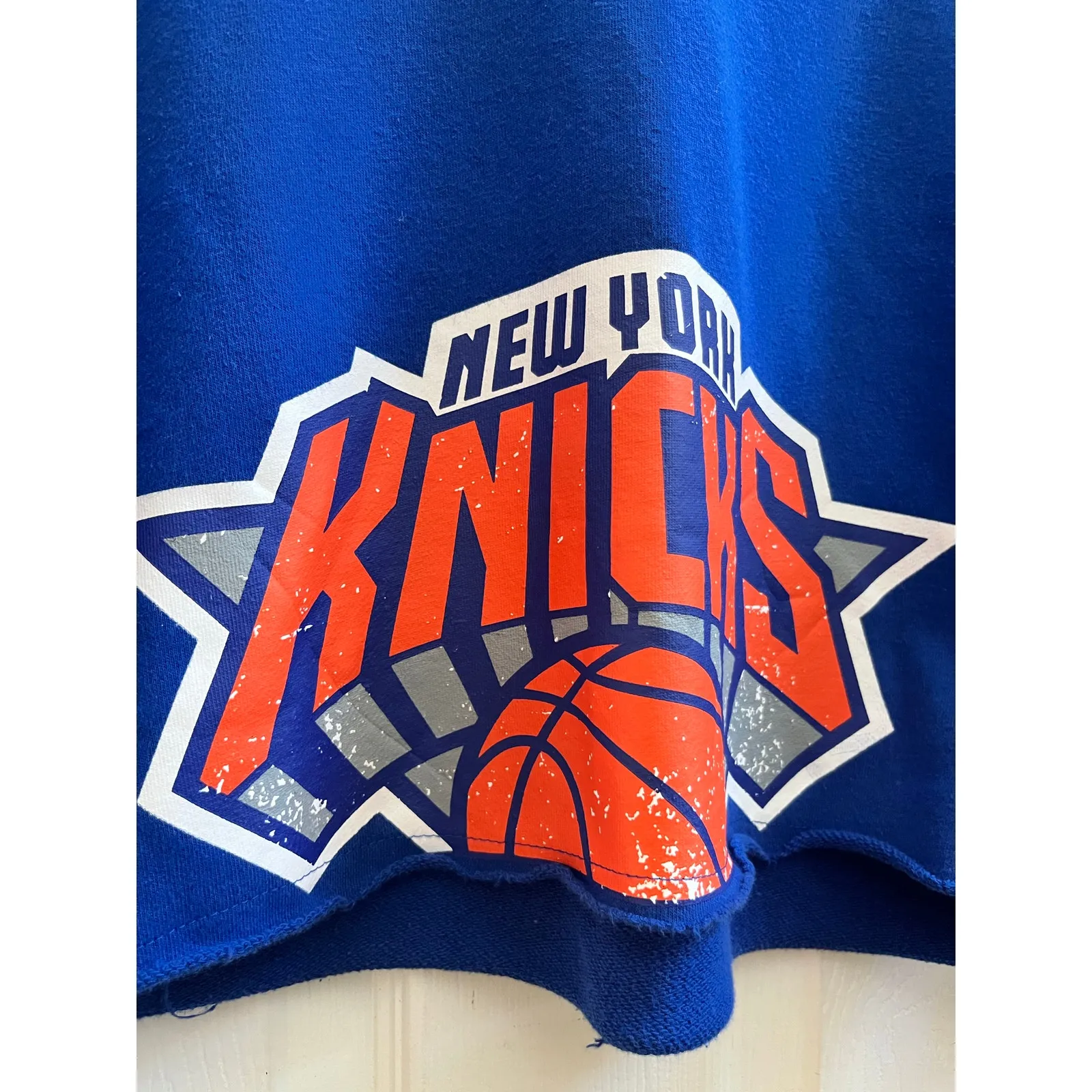 FISLL Knicks Graphic Long Sleeves Pullover Crop Knit Sweater Medium Blue - Image 3