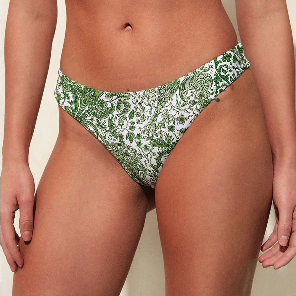 Reversible Green Bikini Set Size XS - Image 2